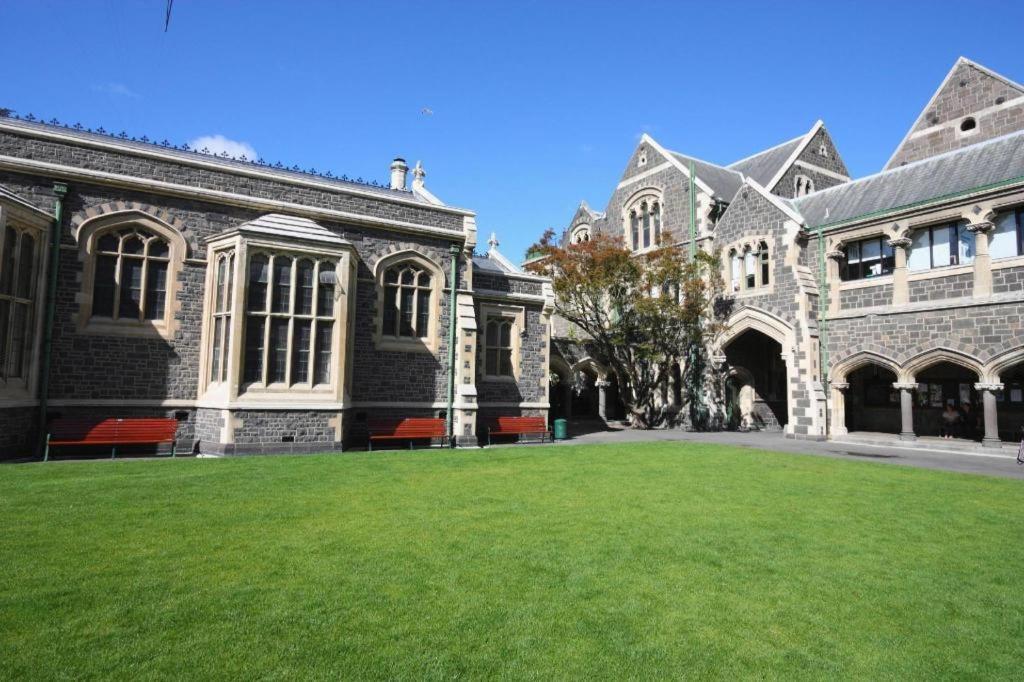 The Riccarton Hotel Christchurch Extérieur photo