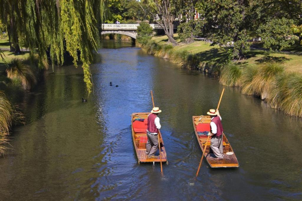 The Riccarton Hotel Christchurch Extérieur photo