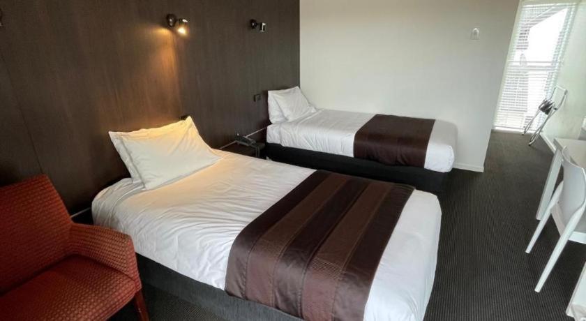 The Riccarton Hotel Christchurch Extérieur photo