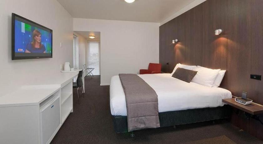 The Riccarton Hotel Christchurch Extérieur photo