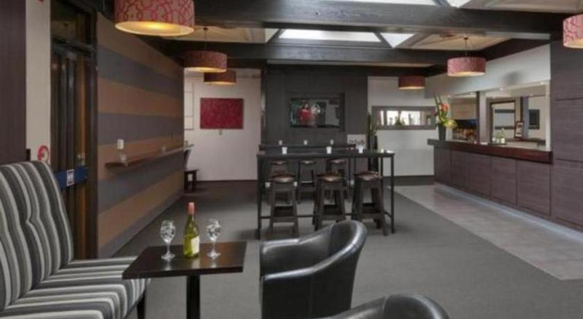 The Riccarton Hotel Christchurch Extérieur photo