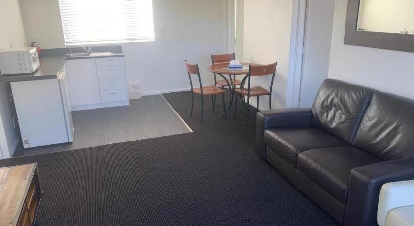The Riccarton Hotel Christchurch Extérieur photo