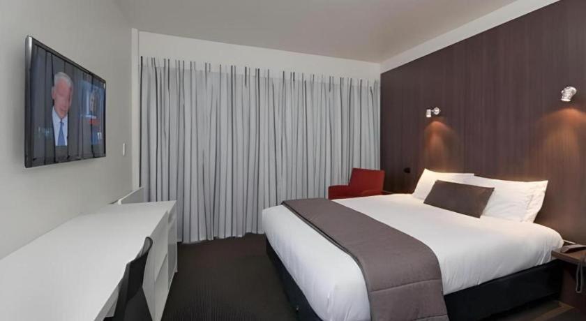 The Riccarton Hotel Christchurch Extérieur photo