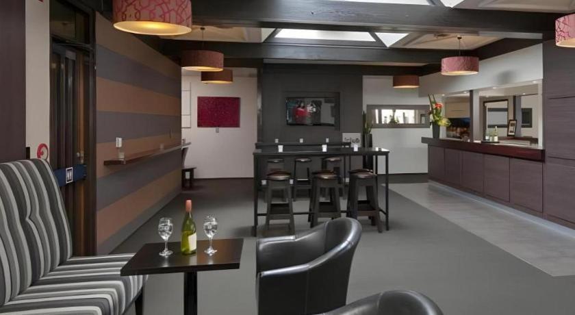 The Riccarton Hotel Christchurch Extérieur photo